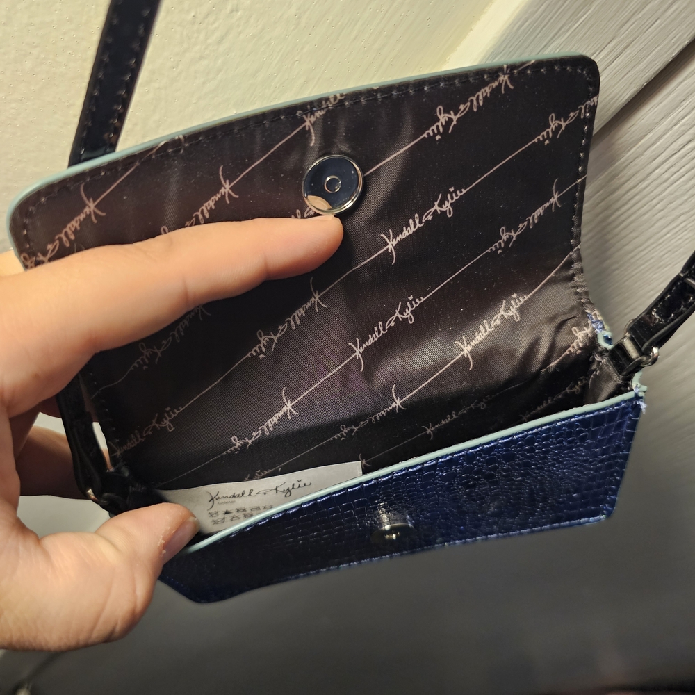 Small Kendall & Kylie Iridescent Blue Clutch - Picture 4 of 8